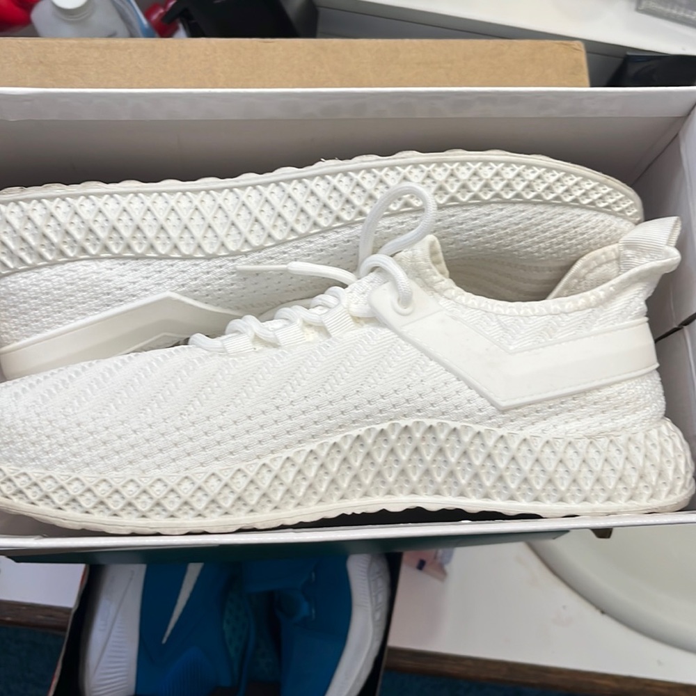 Pony sz 11 they come small